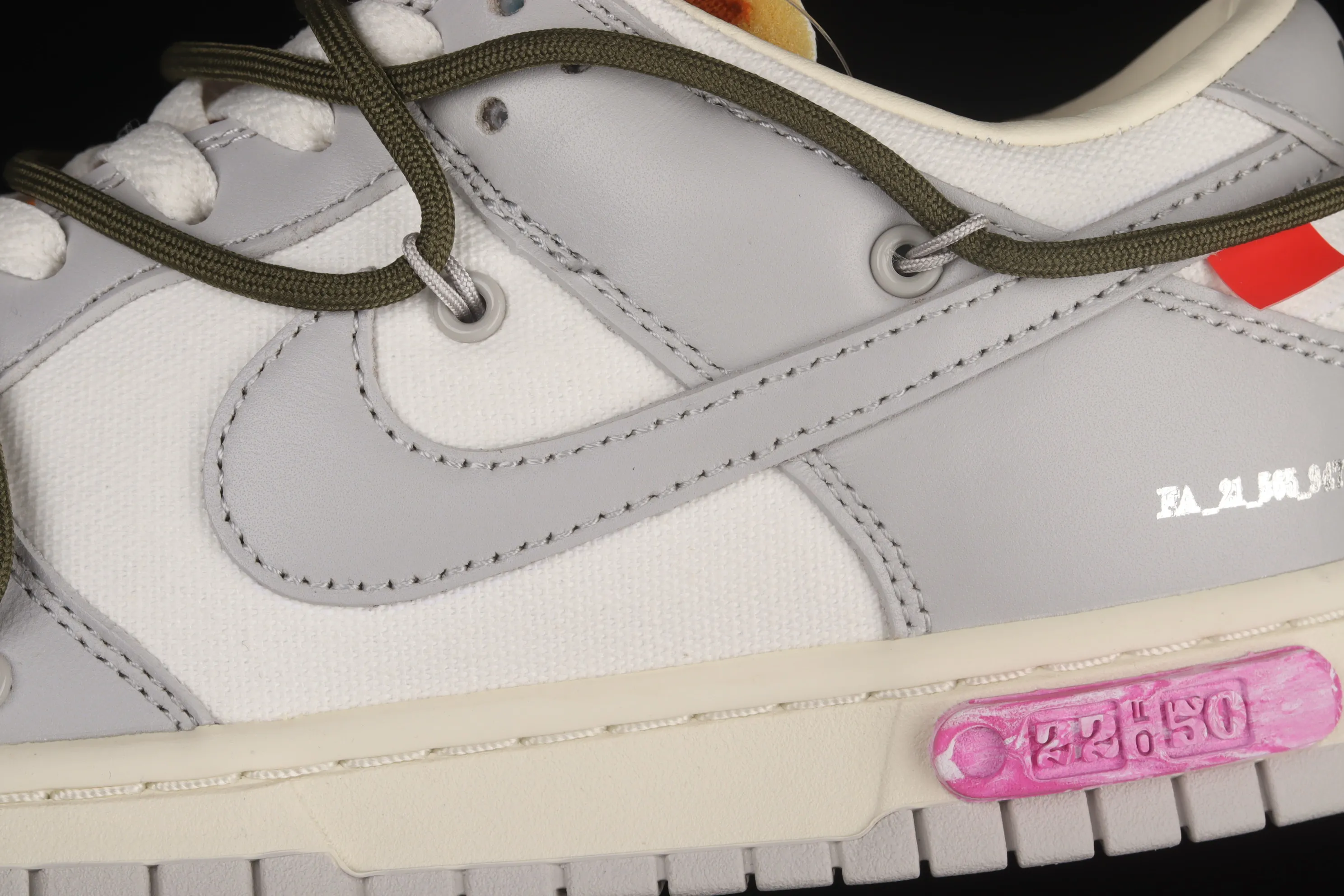 All Categories Nk SB Dunk Series Nk SB Dunk Low Low-top sneakers Pure original version OF x Nk Dunk Low OW Gray SB smashed backboard fashion casual sneakers DM1602-124
